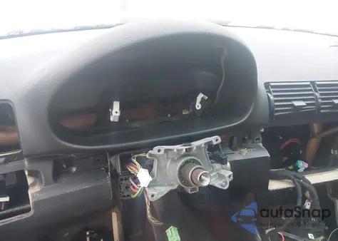 2003 BMW 325Xi from USA, damaged, VIN WBAEU33453PF59808